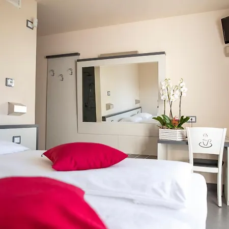Agritur Acetaia Gourmet&Relax Hotel Tenno Exterior photo